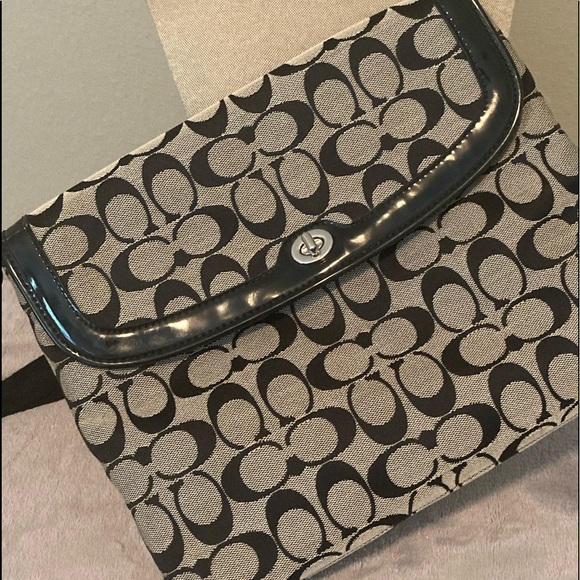 COACH Crossbody Bag - Picture 2 of 6